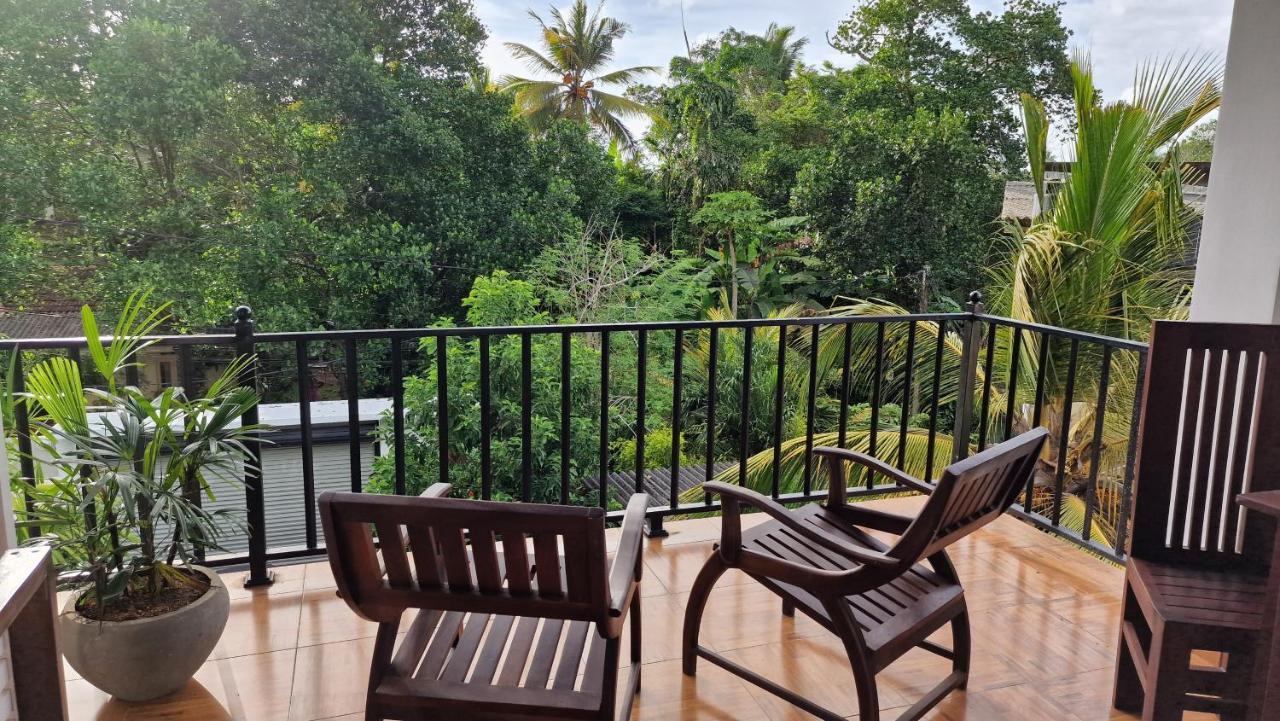 Chill Hill Hikkaduwa Hotel Exterior photo