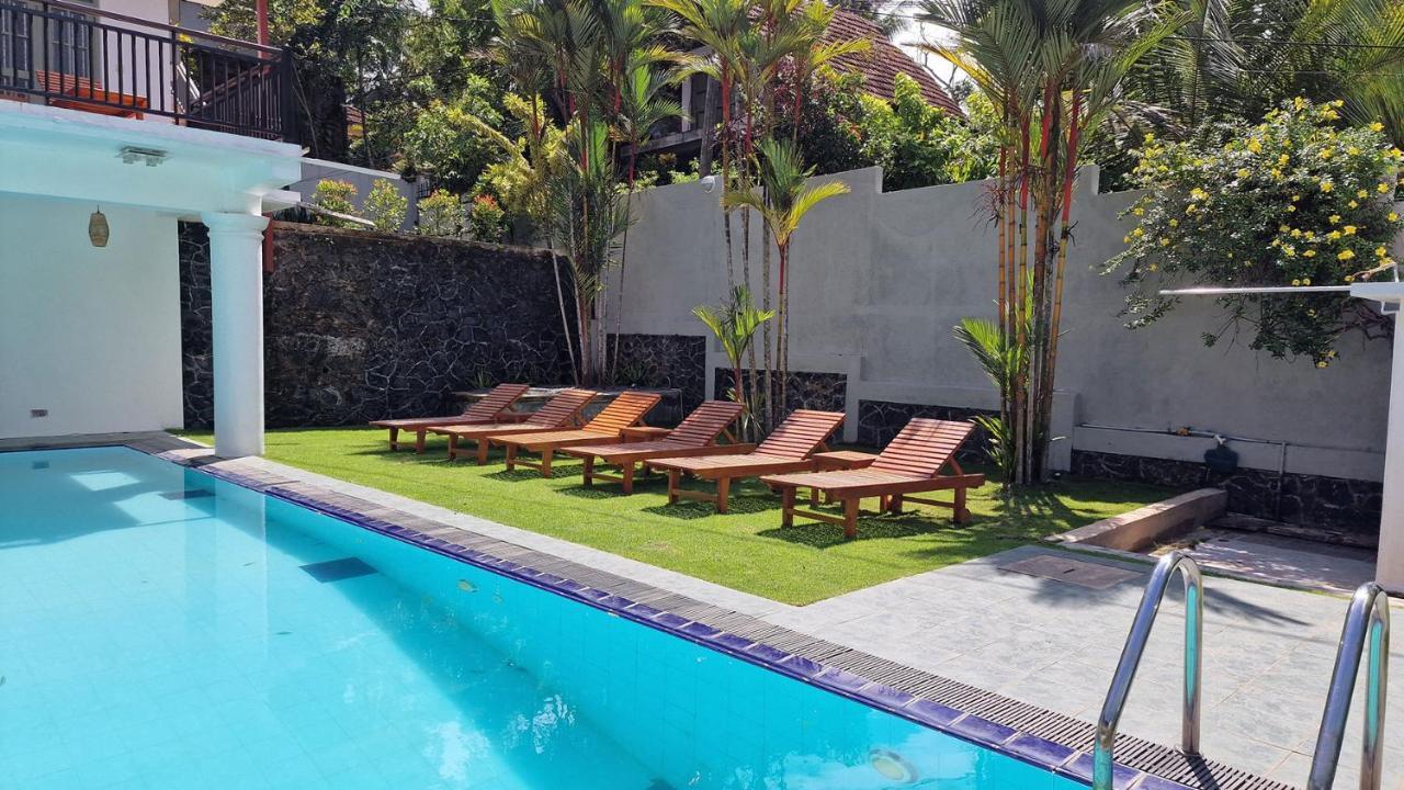 Chill Hill Hikkaduwa Hotel Exterior photo