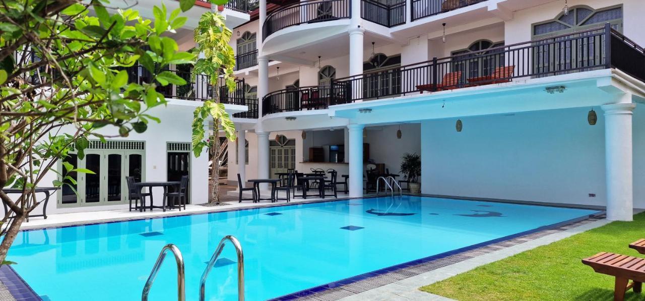 Chill Hill Hikkaduwa Hotel Exterior photo