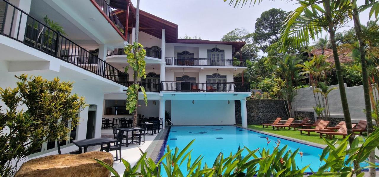 Chill Hill Hikkaduwa Hotel Exterior photo