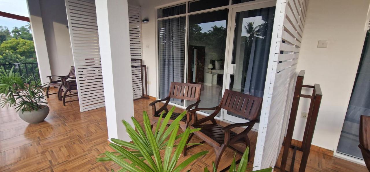 Chill Hill Hikkaduwa Hotel Exterior photo