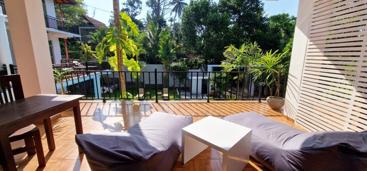 Chill Hill Hikkaduwa Hotel Exterior photo